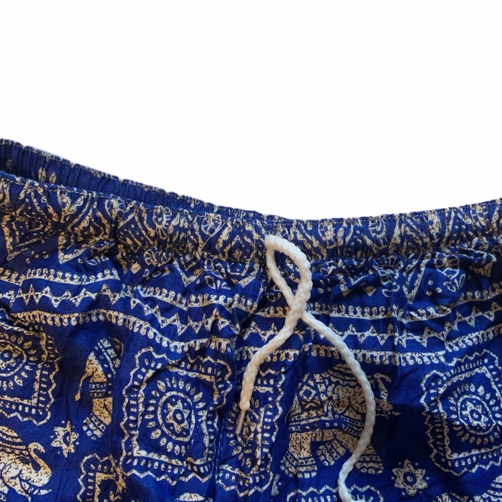 NWOT Thailand Elephant Pattern Shorts - Picture 3 of 4